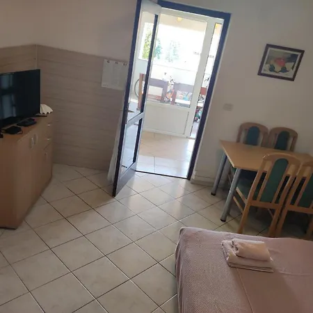 Apartman Eva Omisalj